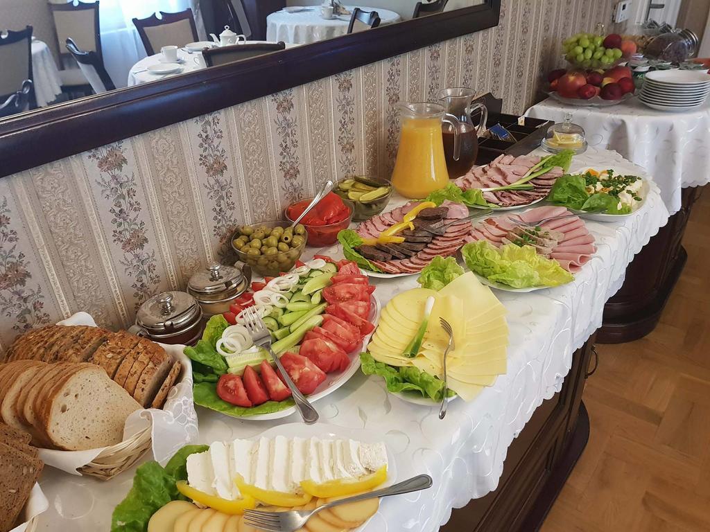 סאנדומירז Dworek Ojca Mateusza מראה חיצוני תמונה